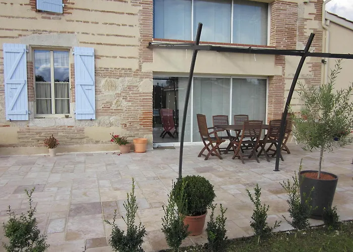 ベッド・アンド・ブレックファスト L'oustal D'adele Proche Canal Du Midi Et Moissac Saint-Nicolas-de-la-Grave